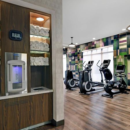 Courtyard By Marriott Manhattan Aggieville ภายนอก รูปภาพ